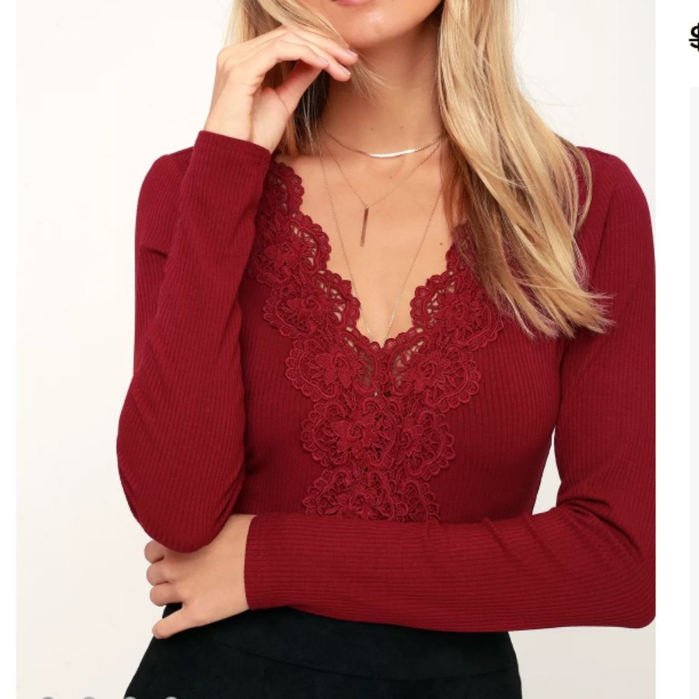 NWT Lulus Come Back to You Lace Bodysuit